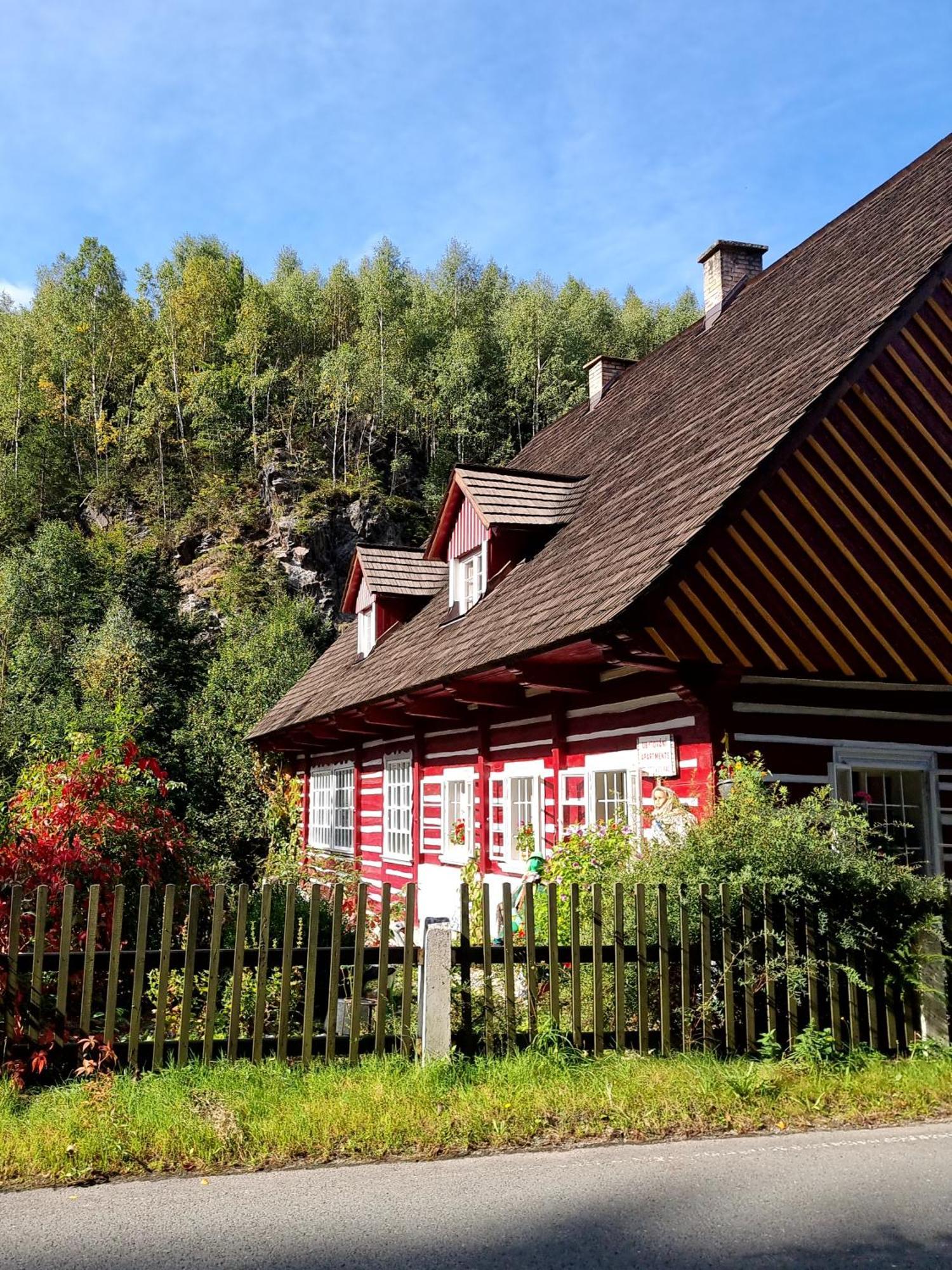 Roubenka Mlyn U Skaly Destne V Orlickych Horach Volne Terminy 5 Bytu Luaran gambar