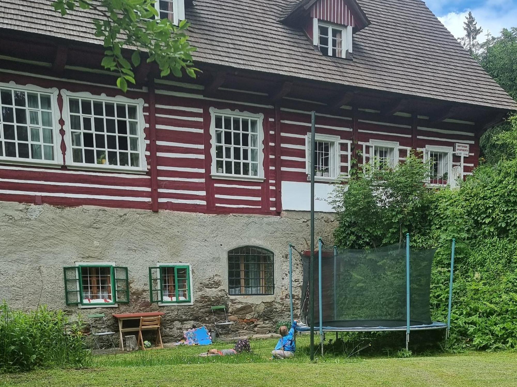 Roubenka Mlyn U Skaly Destne V Orlickych Horach Volne Terminy 5 Bytu Luaran gambar